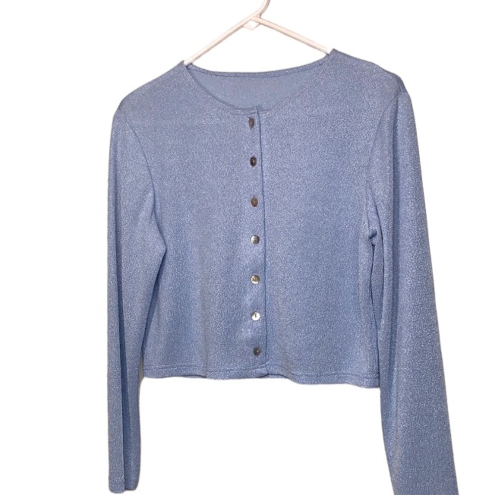 NO LABEL Women’s Cropped Button up Baby Blue Sheen Light Sweater Size Medium